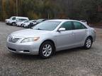 2009 Toyota Camry LE 4dr Sedan