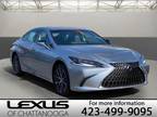 2024 Lexus ES 300h Base