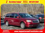 2015 Chrysler Town And Country Touring