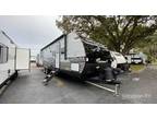 2024 Coachmen Catalina Legacy Edition 323BHDSCK