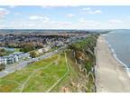 4 bedroom penthouse for sale in Boscombe Overcliff Drive, Southbourne