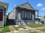 Home For Rent In Gretna, Louisiana