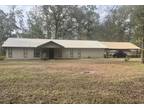 138 SE 692nd St, Old Town, FL 32680