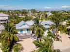 312 65th St, Holmes Beach, FL 34217