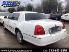 2004 Lincoln Town Car for sale