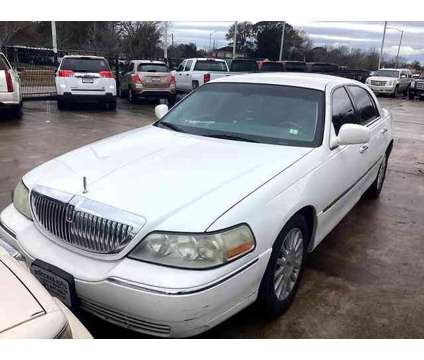 2004 Lincoln Town Car for sale is a White 2004 Lincoln Town Car Car for Sale in Houston TX
