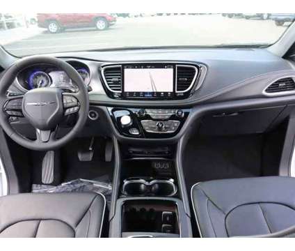 2024 Chrysler Pacifica Limited is a White 2024 Chrysler Pacifica Limited Car for Sale in Rockford IL