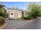 2 bedroom flat for sale in 5 Linkfield Lane, Redhill, RH1