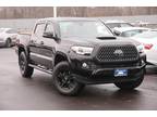 2018 Toyota Tacoma Double Cab 5' Bed V6 4x4 (Natl)