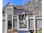 Townhouse, Attached - Raleigh, NC 7625 Wellesley Park N