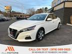 Used 2022 Nissan Altima for sale.