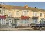 Gatcombe Avenue, Portsmouth 3 bed terraced house for sale -