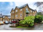 2 bedroom flat for sale in The Green, Bingley, West Yorkshire, BD16
