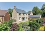 4 bed house for sale in Earls Farm Way, NN12, Towcester