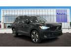 2024 Volvo XC40 Ultimate Dark Theme