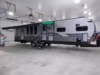 2024 Coachmen Catalina 333FKTS Legacy Edition 35ft