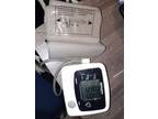 Blood pressure/pulse monitor