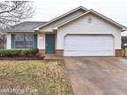 701 S Lynn St Bristow, OK 74010 - Home For Rent