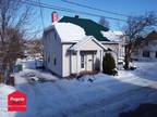 One-and-a-half-storey house for sale (Saguenay/Lac-Saint-Jean) #QJ598 MLS :