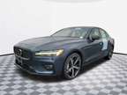 2024 Volvo S60 B5 Plus Dark Theme