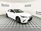 2024 Lexus ES 300h Base