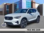 2024 Volvo XC40 B5 Plus Dark Theme