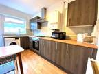 Page Street, City Centre, Swansea 1 bed flat to rent - £675 pcm (£156 pw)