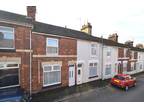 2 bedroom Mid Terrace House to rent, Sackville Street, Kettering, NN16 £850 pcm