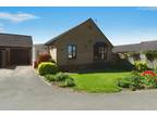 3 bedroom detached bungalow for sale in Woodhouse Close, Wisbech St Mary