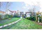 4 bedroom detached house for sale in Green Lane, Leigh-on-sea, SS9