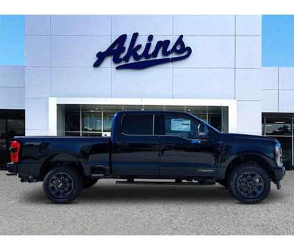 2024 Ford Super Duty F-250 SRW LARIAT is a Blue 2024 Ford Car for Sale in Winder GA