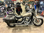 2007 Kawasaki Vulcan® 900 Classic