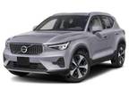 2024 Volvo XC40 Plus Bright Theme