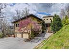 Luxury 5 bedrooms house close to Asheville