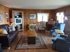 Private 3 Beds 2 Baths Lake Shore home in Plattsburgh