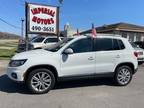 2016 Volkswagen Tiguan White, 87K miles