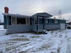 Manufactured Home for sale in Forest Grove, 100 Mile House