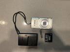 Canon PowerShot ELPH 135 8X Digital Camera Silver With Battery and Charger