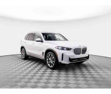 2024 BMW X5 xDrive40i is a White 2024 BMW X5 4.6is SUV in Barrington IL