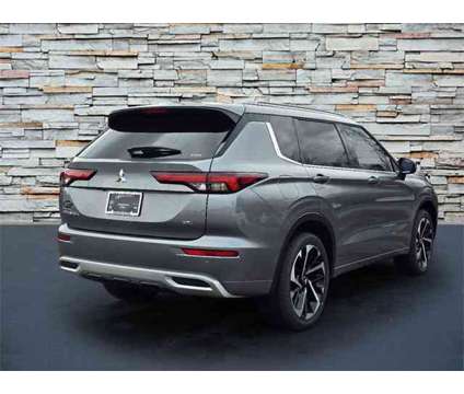 2024 Mitsubishi Outlander is a Grey 2024 Mitsubishi Outlander SUV in Chattanooga TN