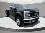 2023 Ford Super Duty F-450 DRW 4WD Lariat Crew Cab