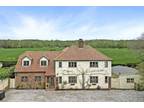 6 bedroom detached house for sale in Church Road, Rivenhall, Witham