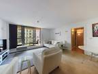 2 bedroom Flat to rent, Lexicon Apartments, Mercury Gardens, RM1 £1,800 pcm