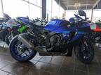 2024 Yamaha YZF-R1