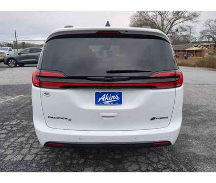 2024 Chrysler Pacifica Hybrid Premium S Appearance Pkg is a White 2024 Chrysler Pacifica Hybrid in Winder GA