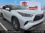 2022 Toyota Highlander Hybrid, 29K miles