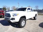 2016 Toyota Tacoma White, 127K miles