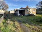 264 S 16TH ST, St Helens OR 97051
