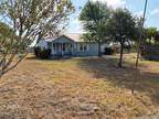 2667 COUNTY ROAD 134, Floresville, TX 78114-4178