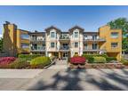Apartment for sale in King George Corridor, Surrey, South Surrey White Rock